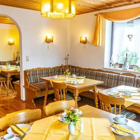 Gaeste- Und Appartementhaus Roswitha Huber Apartman Würding